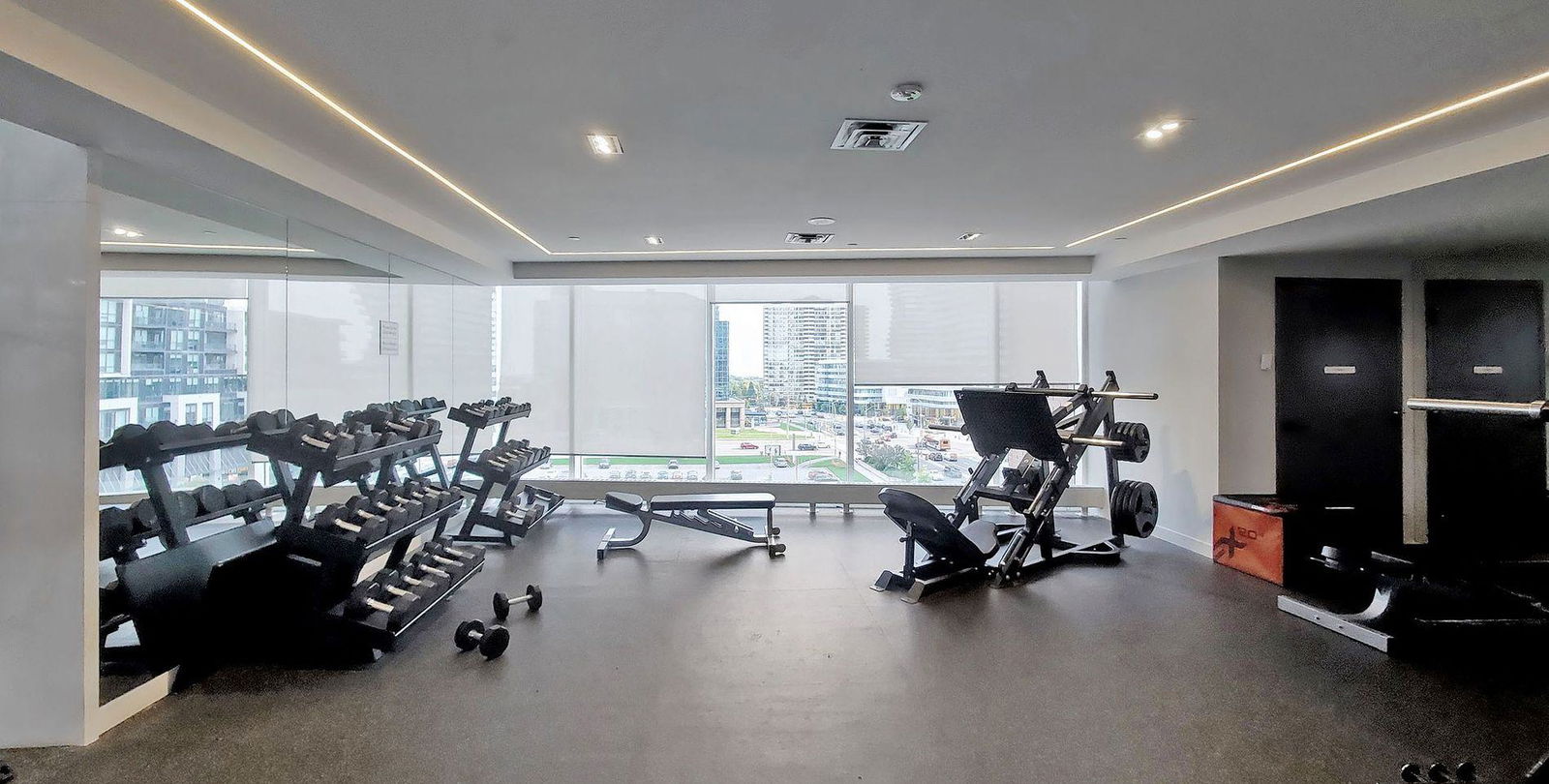 Gym — Wesley Tower at Daniels City Centre Condos, Mississauga, Toronto