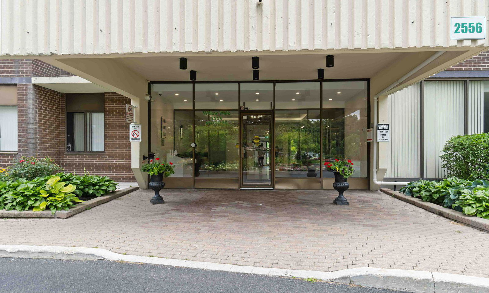 Entrance — Willow Walk Condos, Mississauga, Toronto