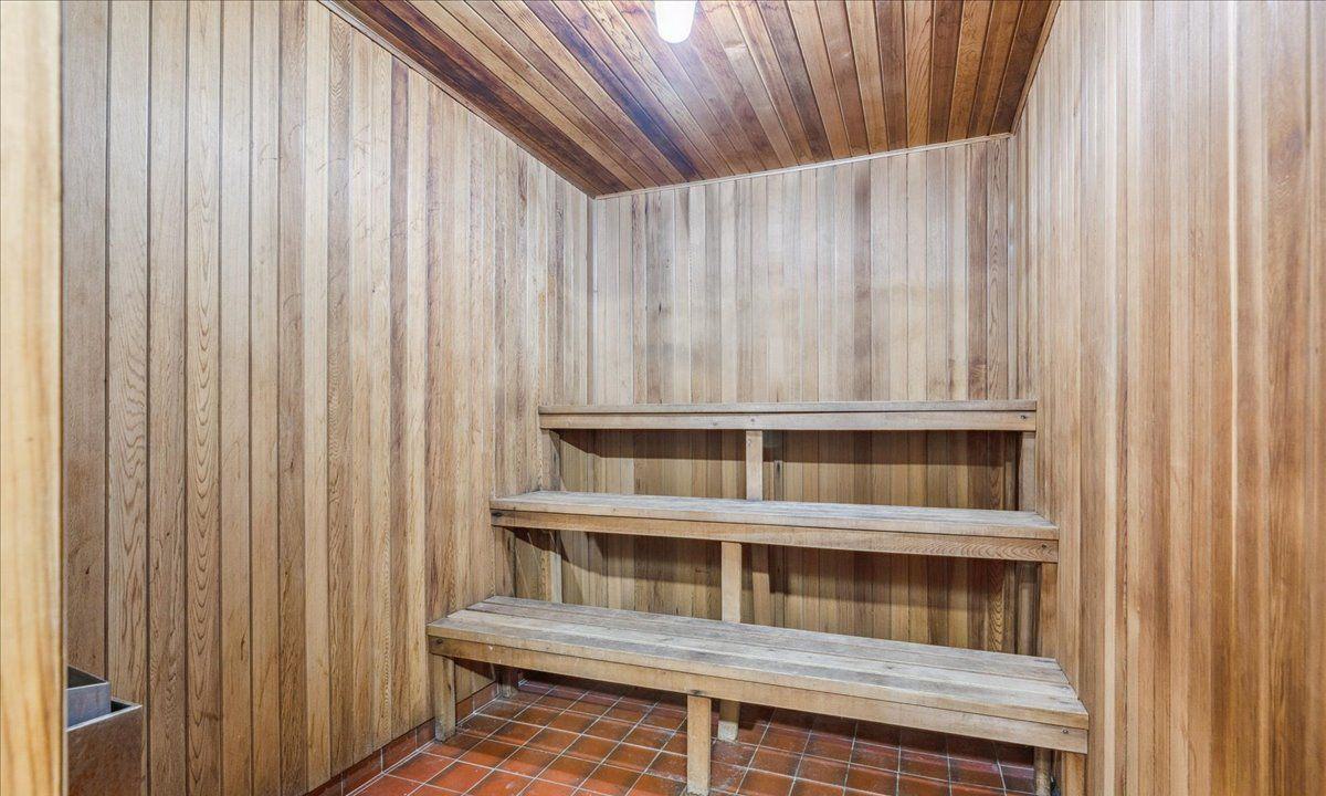 Sauna — Willow Walk Condos, Mississauga, Toronto