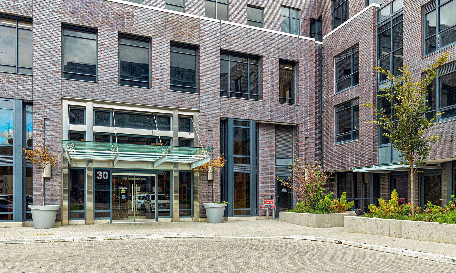 Entrance — Valhalla Town Square Condos, Etobicoke, Toronto