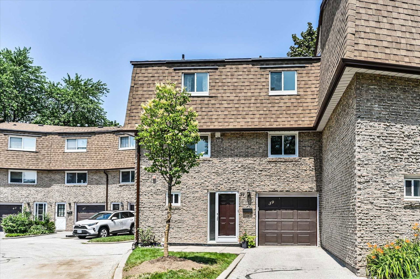 671 Huntingwood Townhomes, Scarborough, Toronto