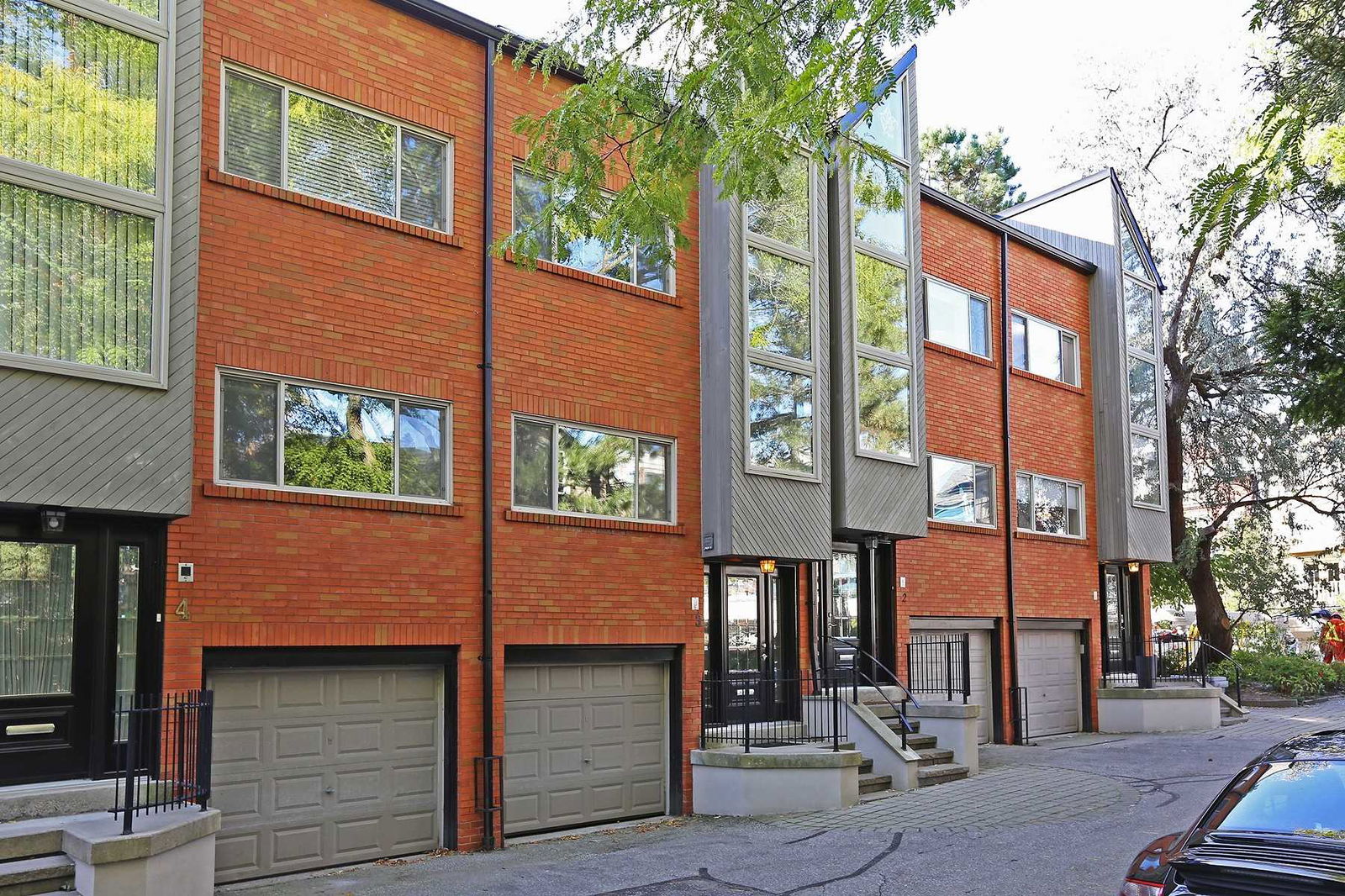 Woodbine Mews Townhomes, East End, Toronto