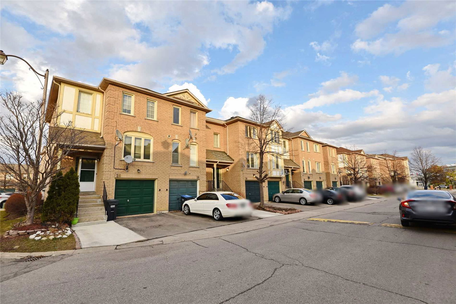 2 Sir Lou Drive Townhomes, Brampton, Toronto