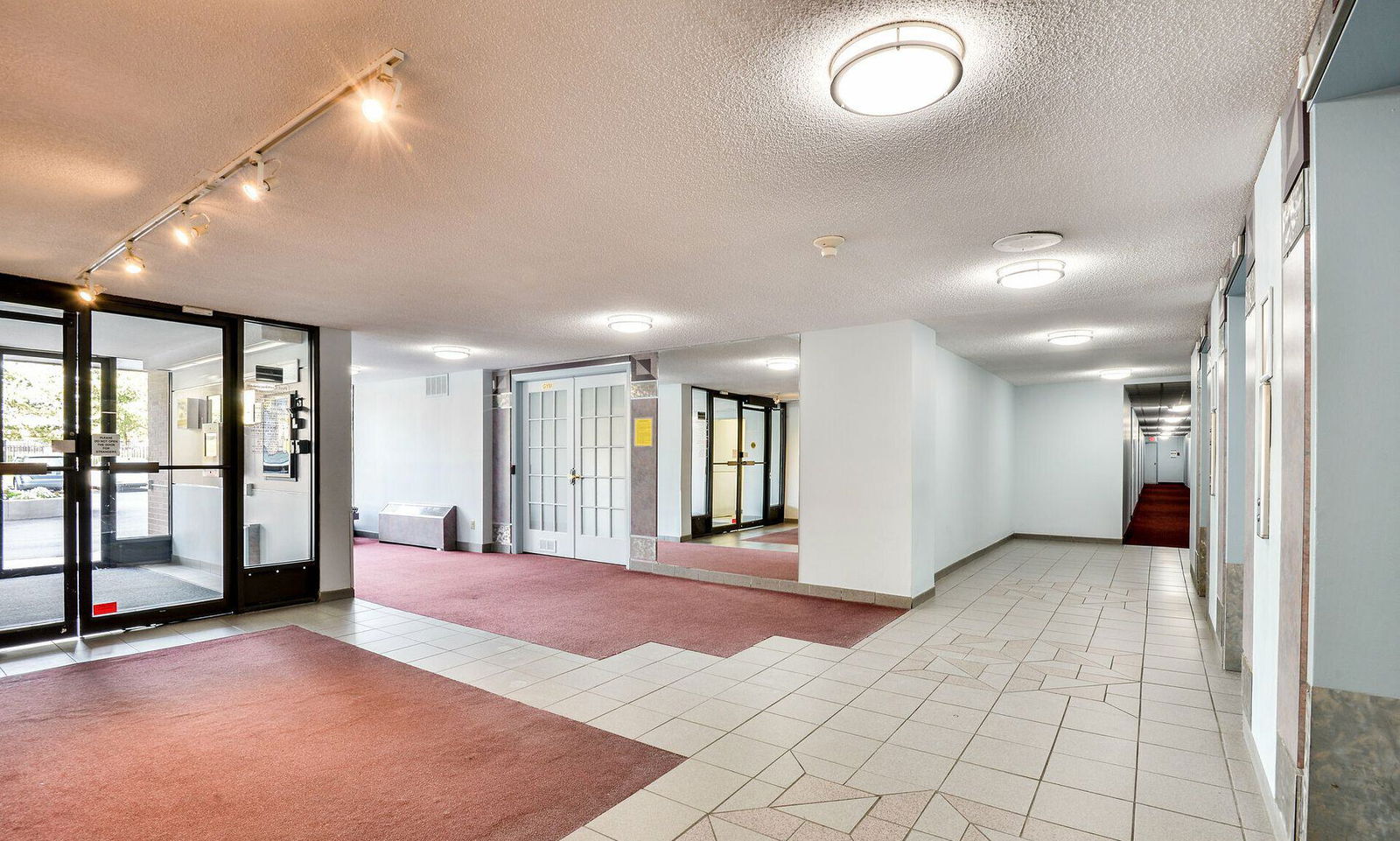 Lobby — 25 Kensington Condos, Brampton, Toronto