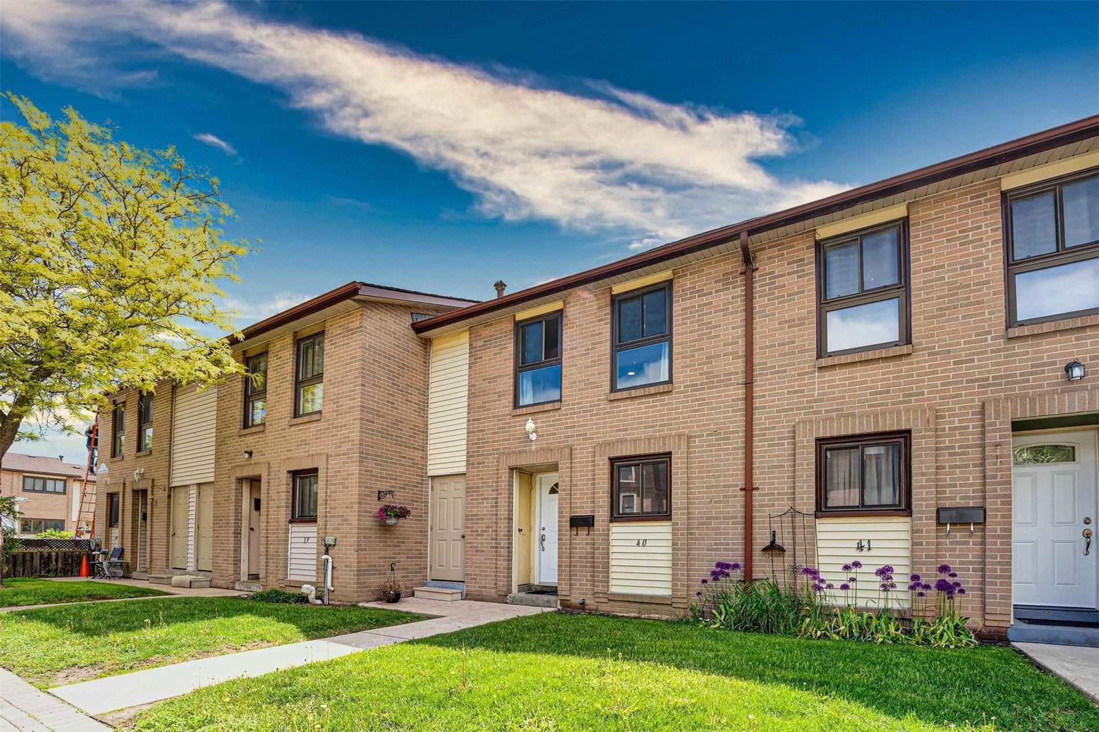 46 Dearbourne Townhomes, Brampton, Toronto