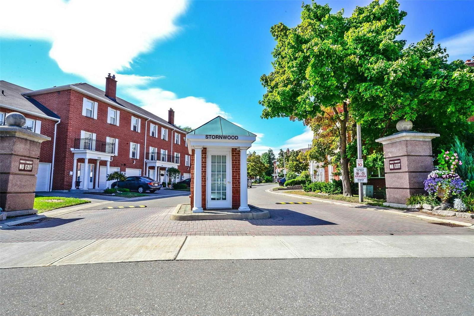 Stornwood Court Townhomes, Brampton, Toronto