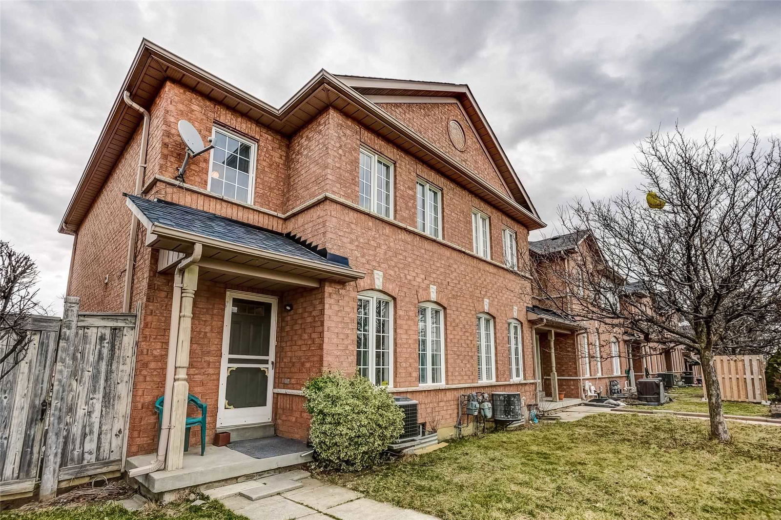 57 Brickyard Way Townhomes, Brampton, Toronto