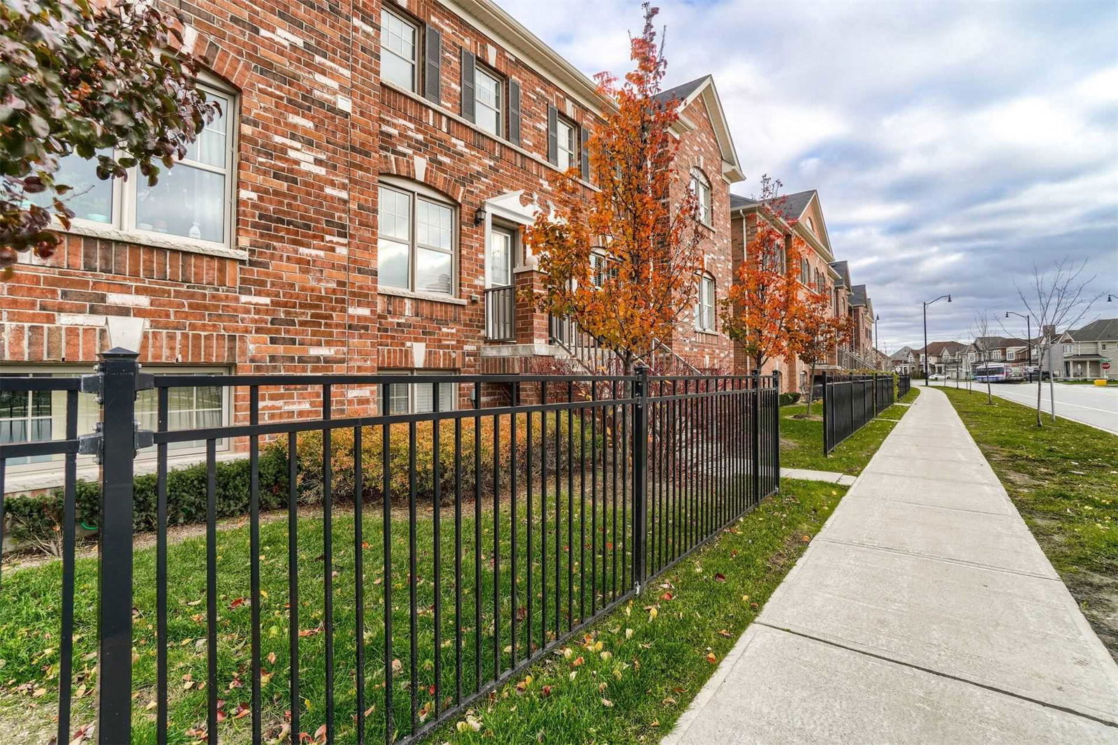 Battalion Townhomes, Brampton, Toronto