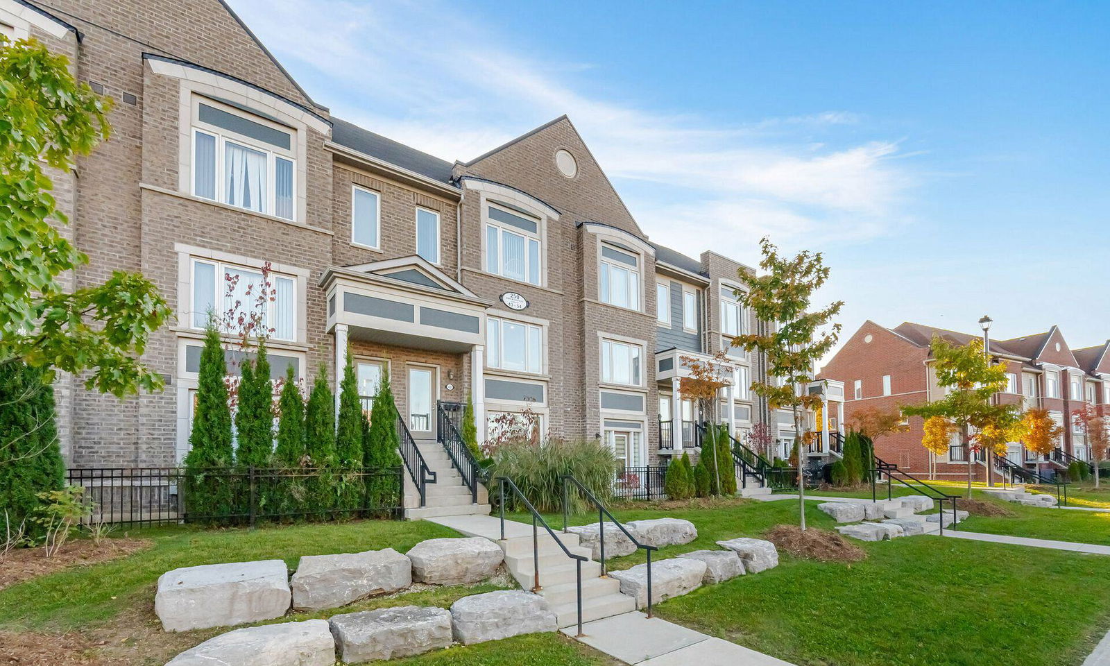 Exterior Side — Sunny Meadow Townhomes, Brampton, Toronto