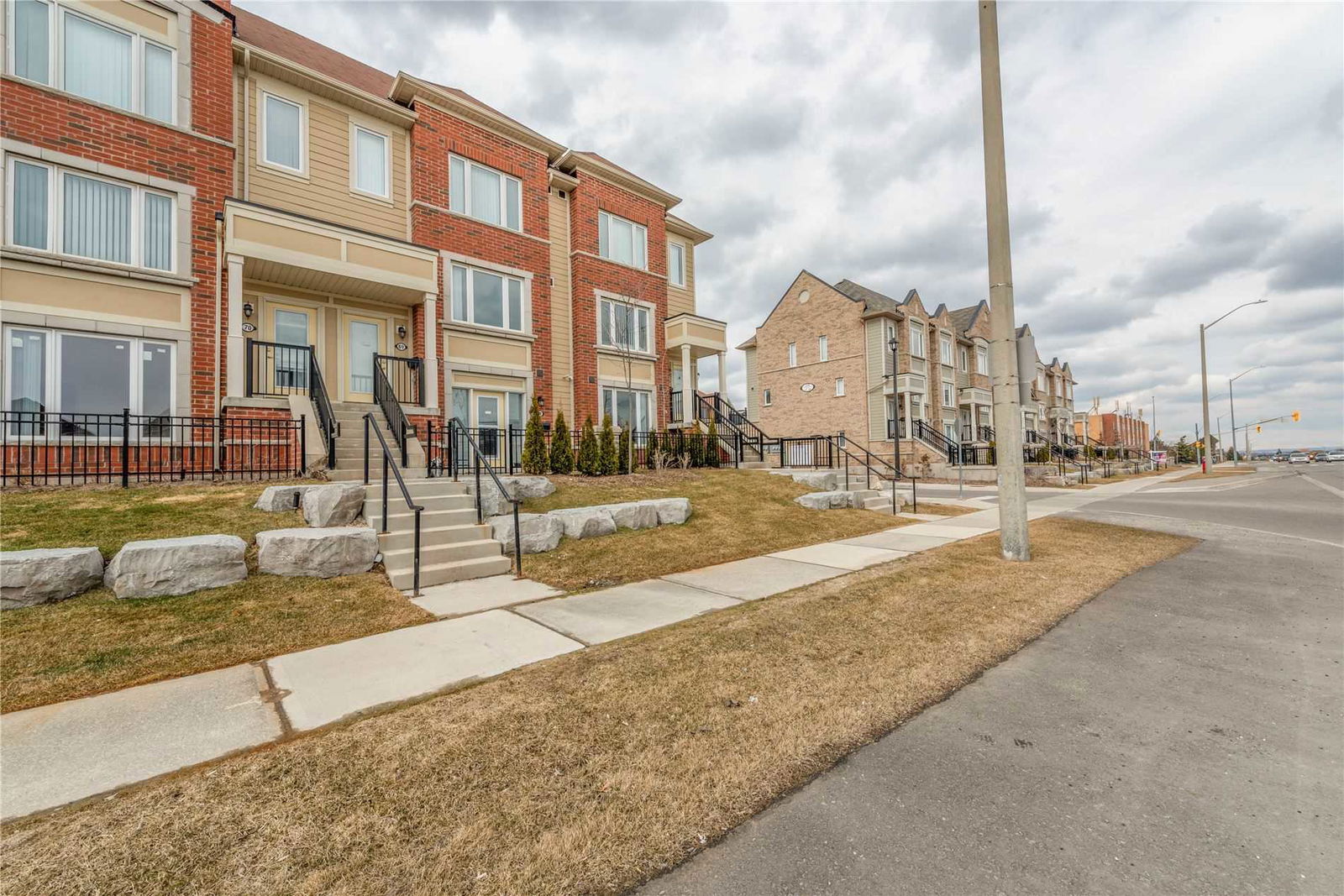 Sunny Meadow Townhomes, Brampton, Toronto