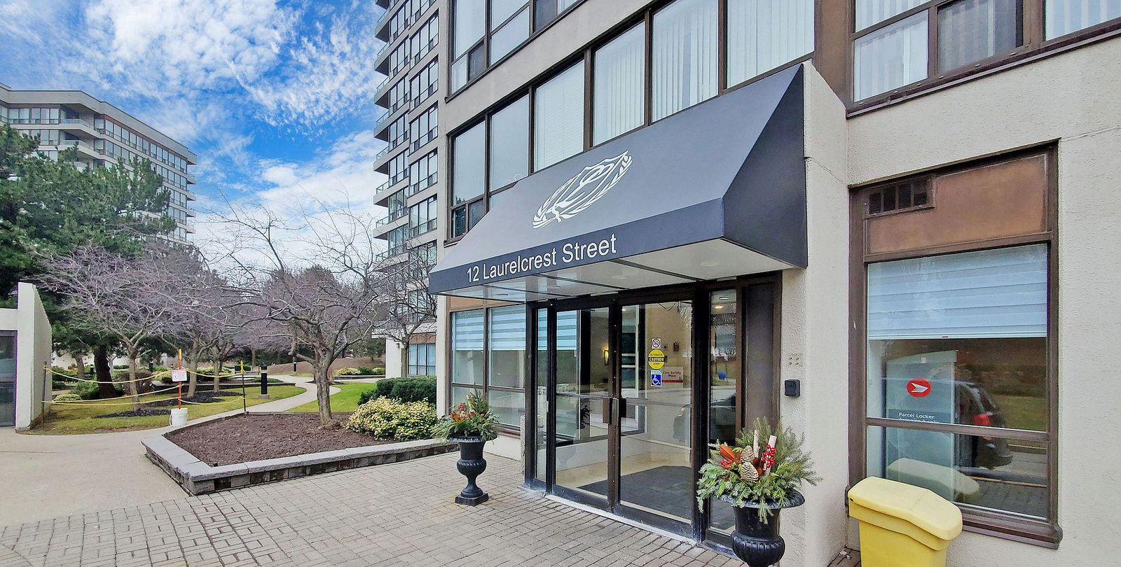 Entrance — Laurelcrest Condos, Brampton, Toronto