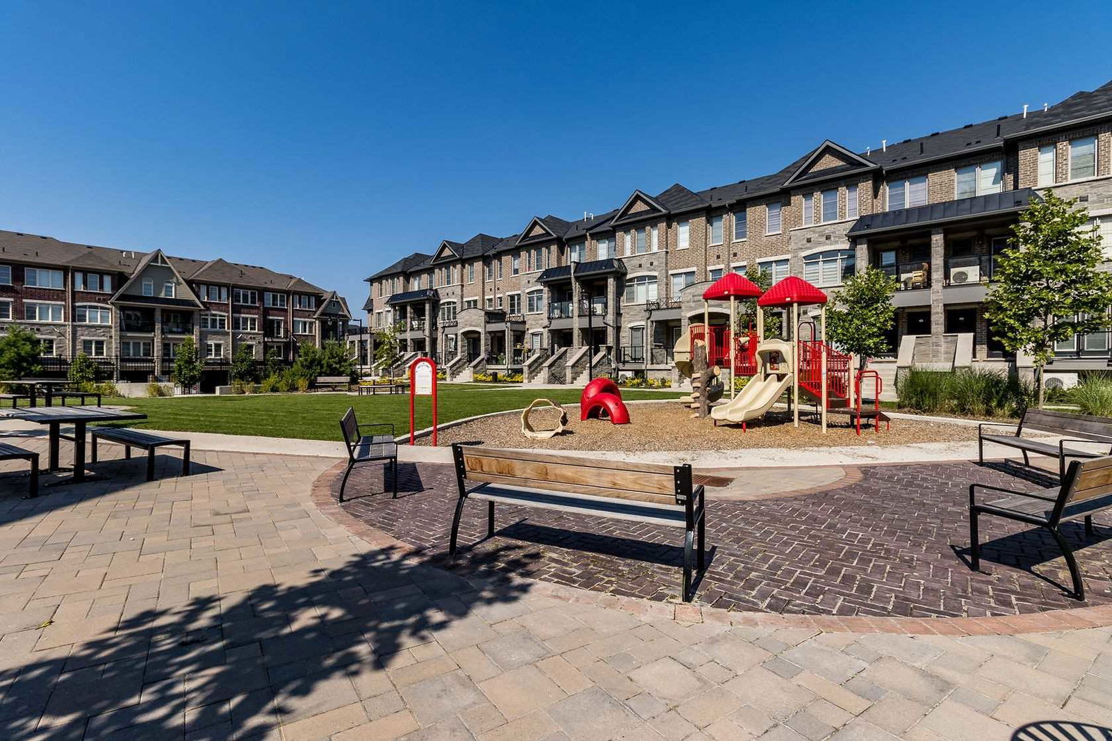 Newtowns at Mount Pleasant Townhomes, Brampton, Toronto