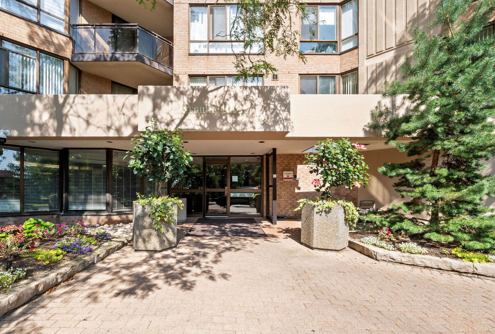 Entrance — The Crown West Condos, Brampton, Toronto