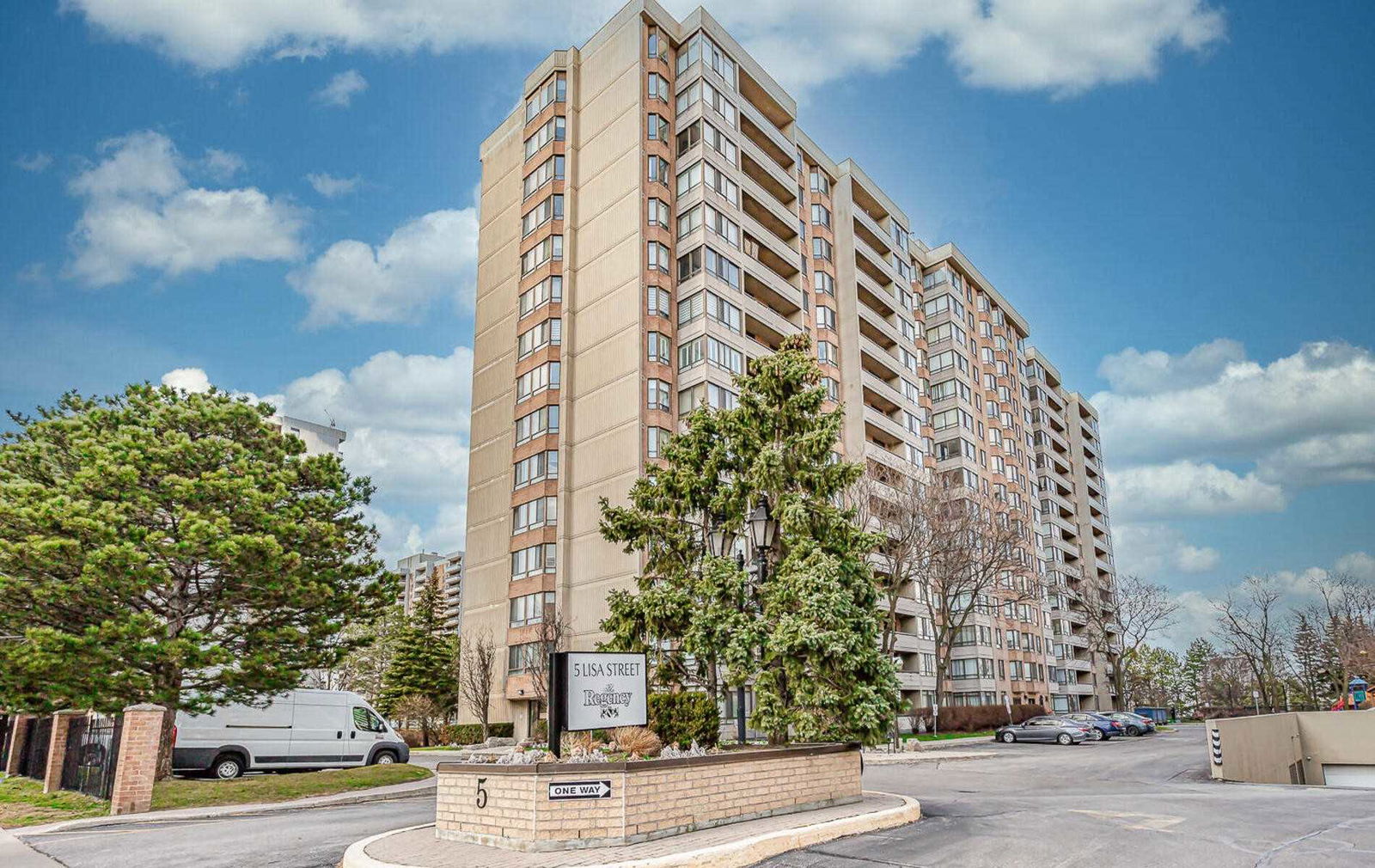 The Regency Condos, Brampton, Toronto