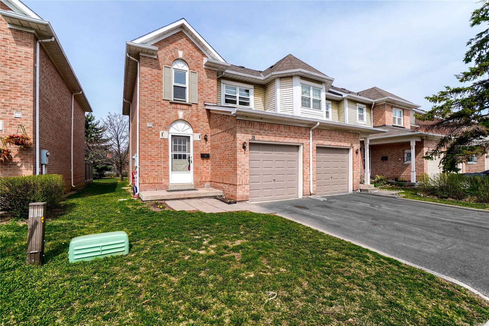 Wickstead Court Townhomes, Brampton, Toronto