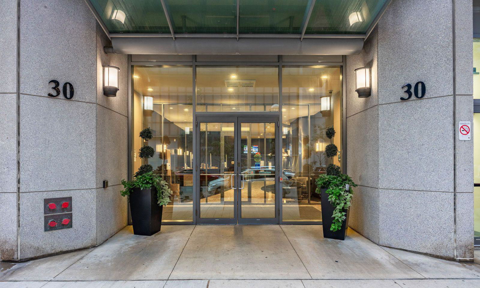 Entrance — Infinity I Condos, Downtown, Toronto