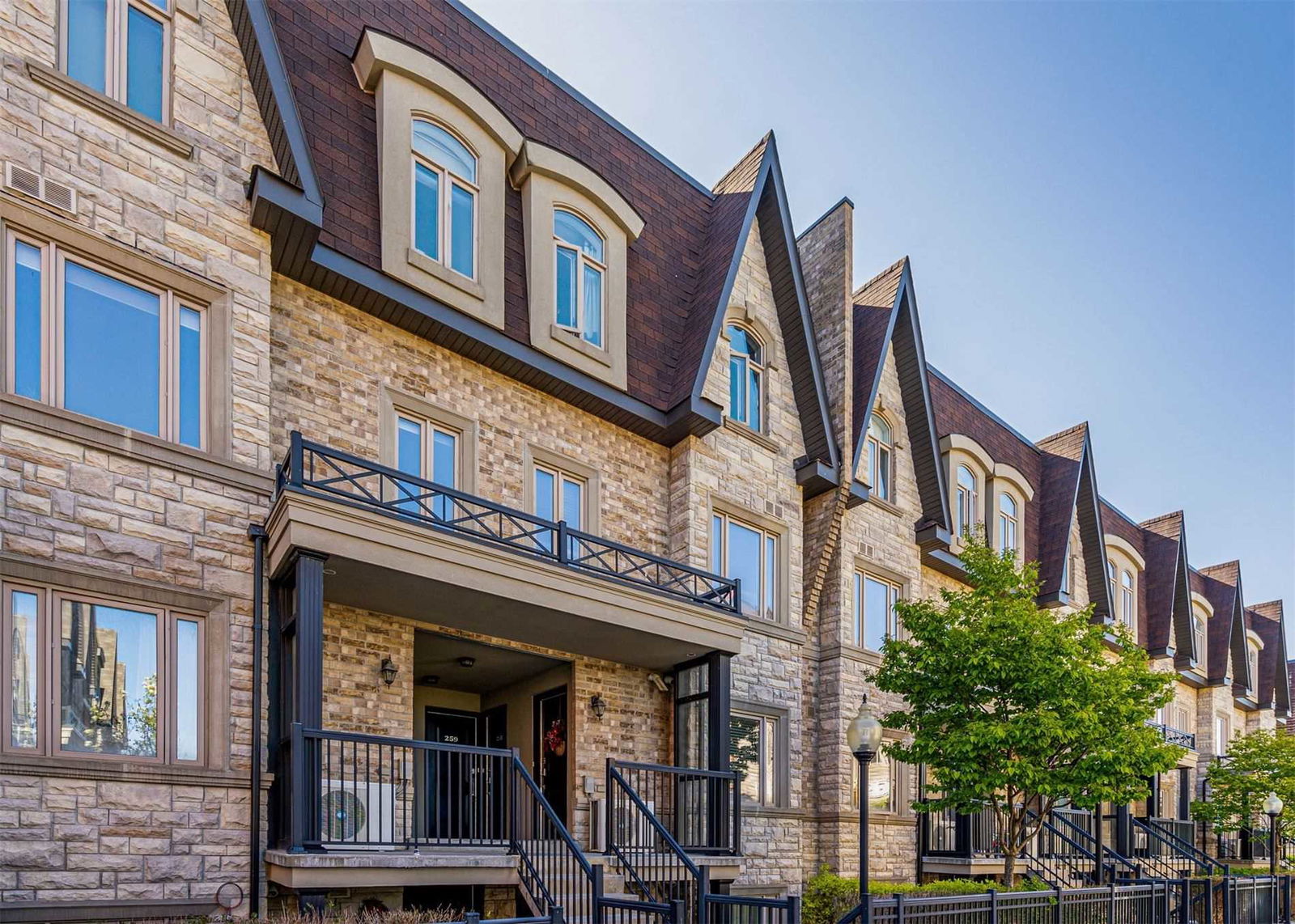 The Bayview Villas Townhomes, Markham, Toronto