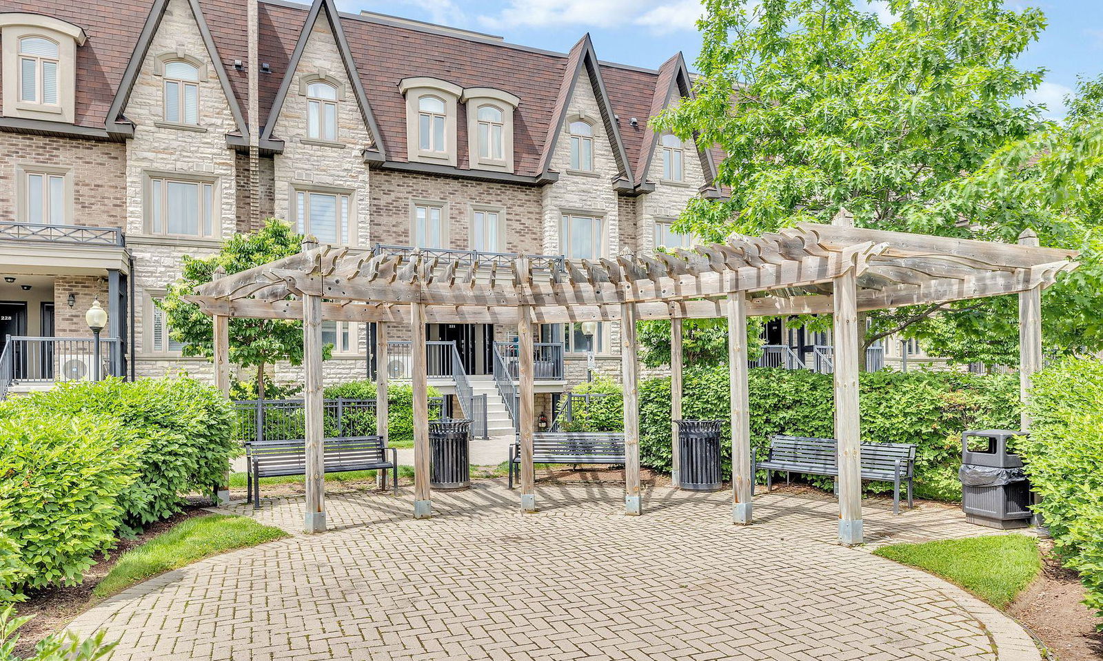 Patio — The Bayview Villas Townhomes, Markham, Toronto