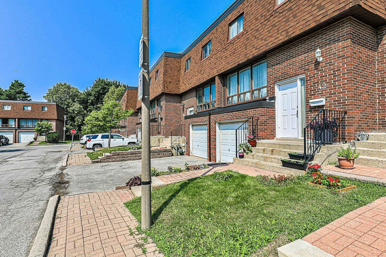 Stately Way Townhomes, Markham, Toronto