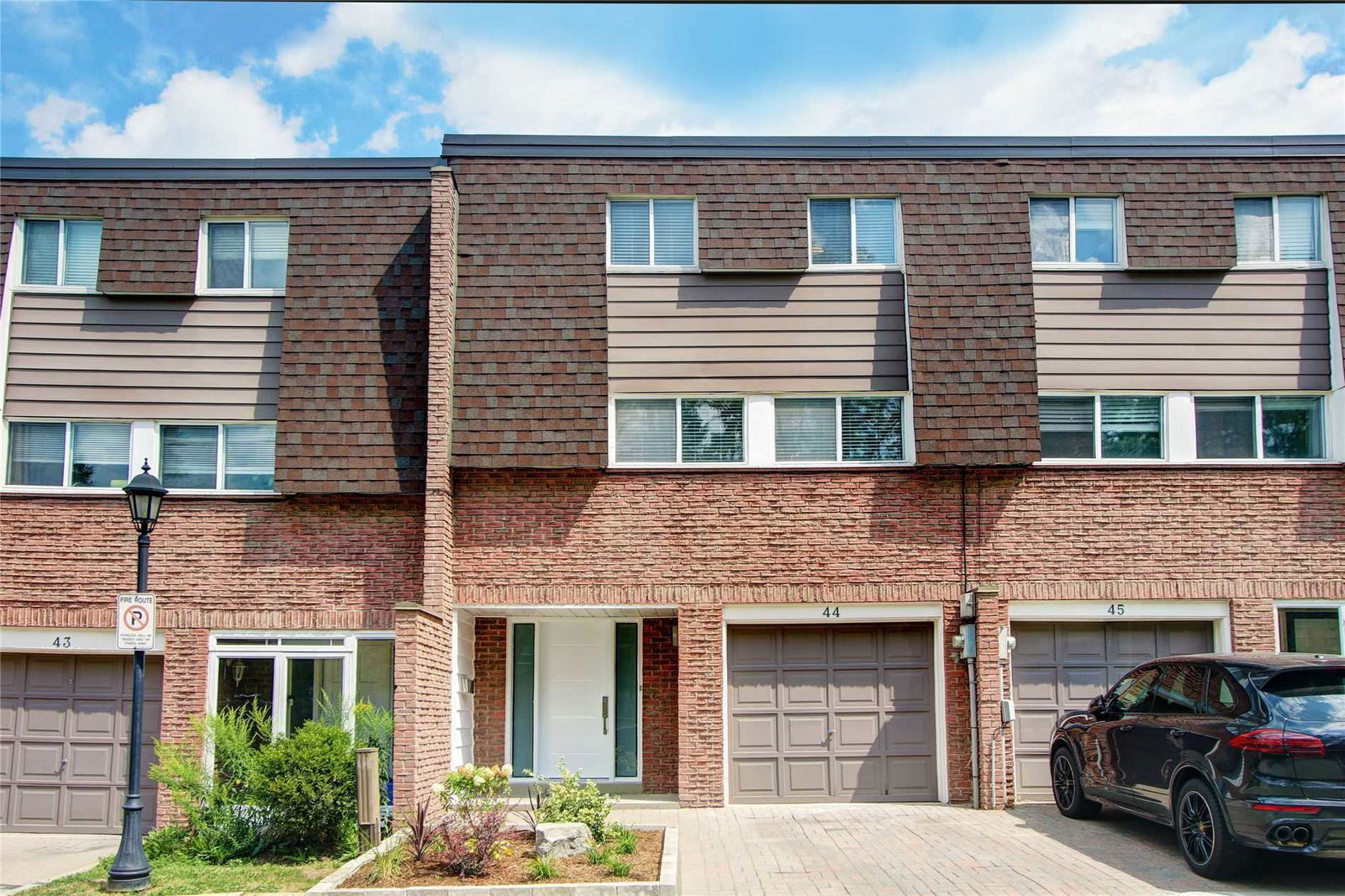 653 Village Parkway Townhomes, Markham, Toronto