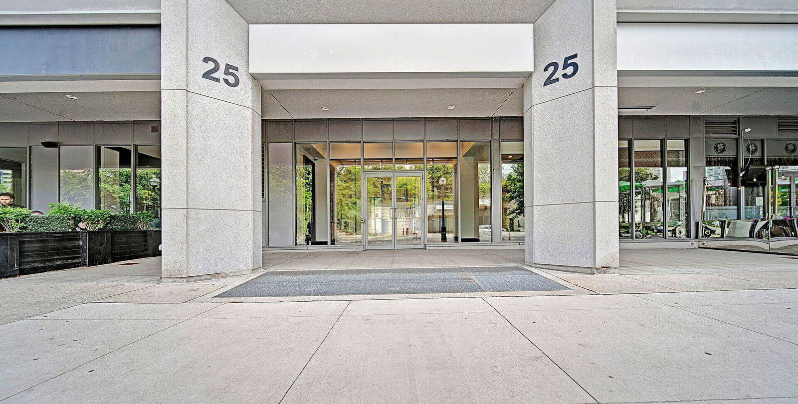 Entrance — Infinity IV Condos, Downtown, Toronto