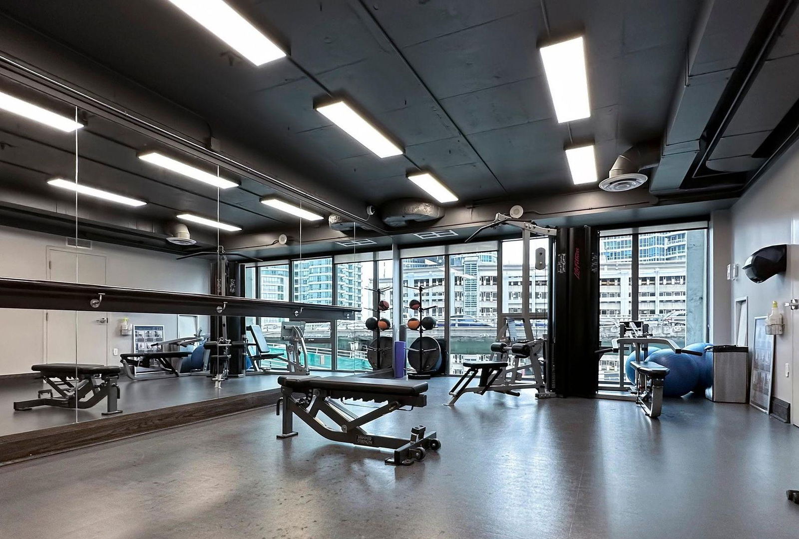 Gym — Infinity IV Condos, Downtown, Toronto