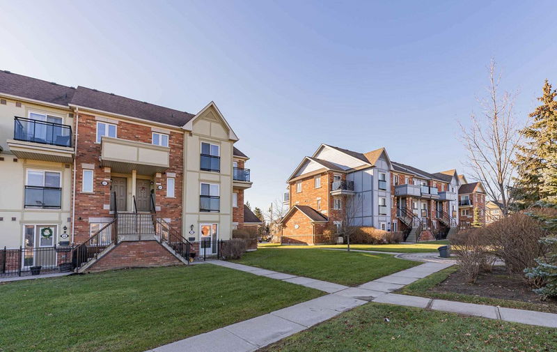 Chancery Road & Bur Oak Ave Townhomes