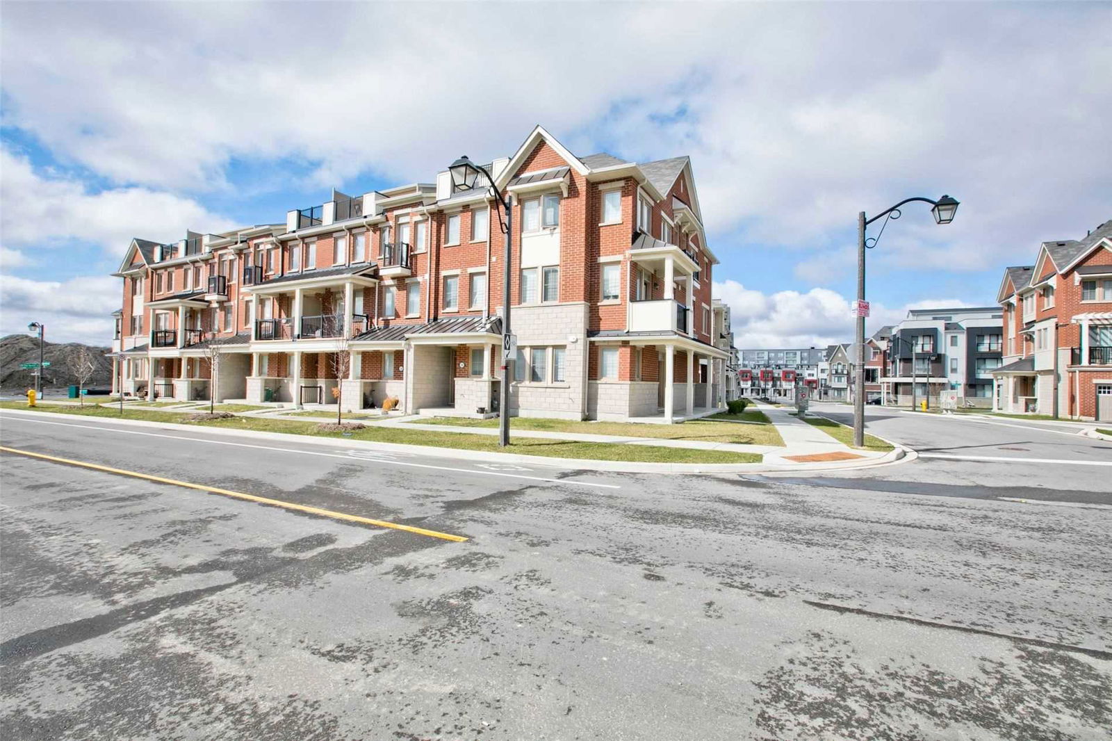 Cornell Markham Townhomes, Markham, Toronto