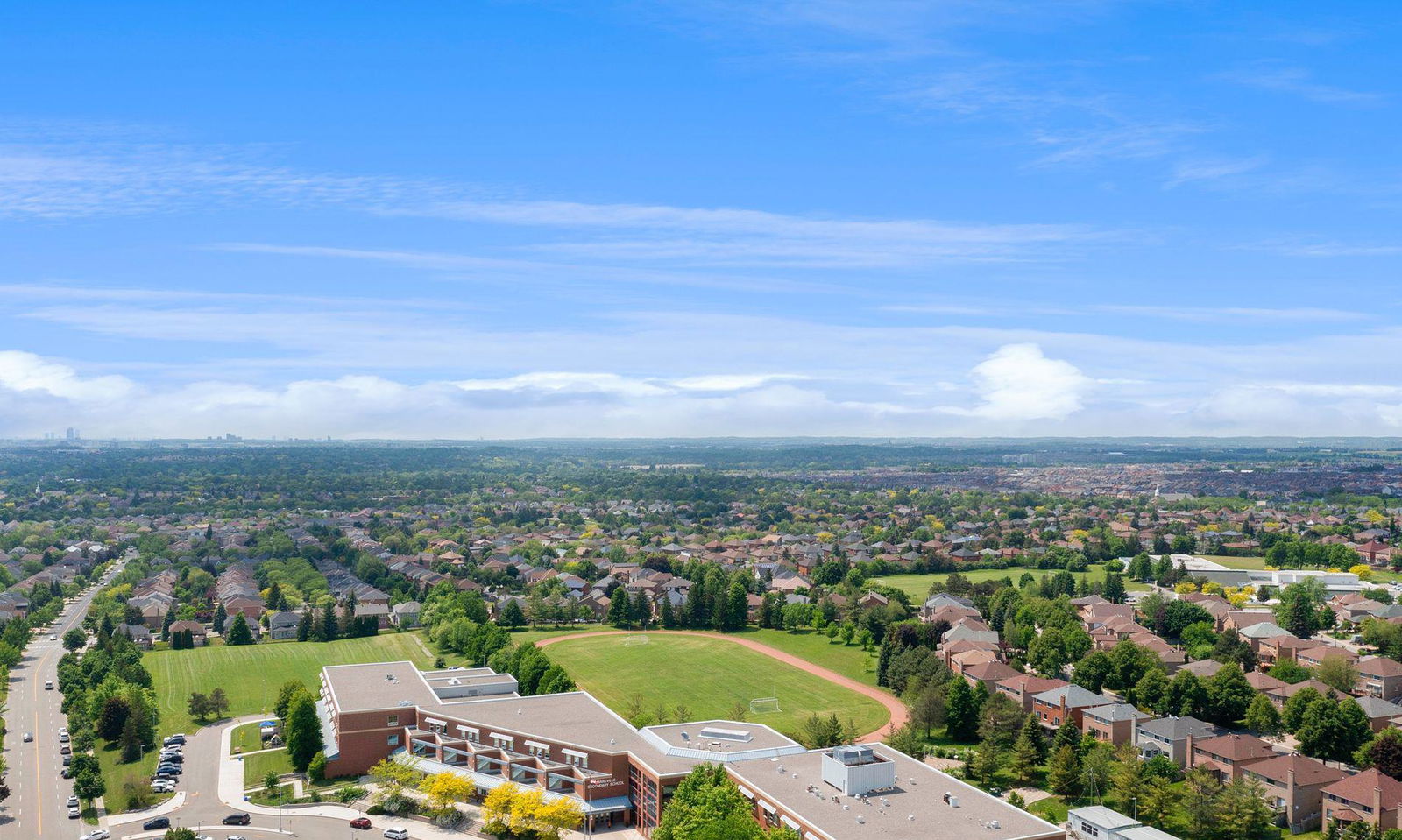 Skyline — Hampton Green Condos, Markham, Toronto