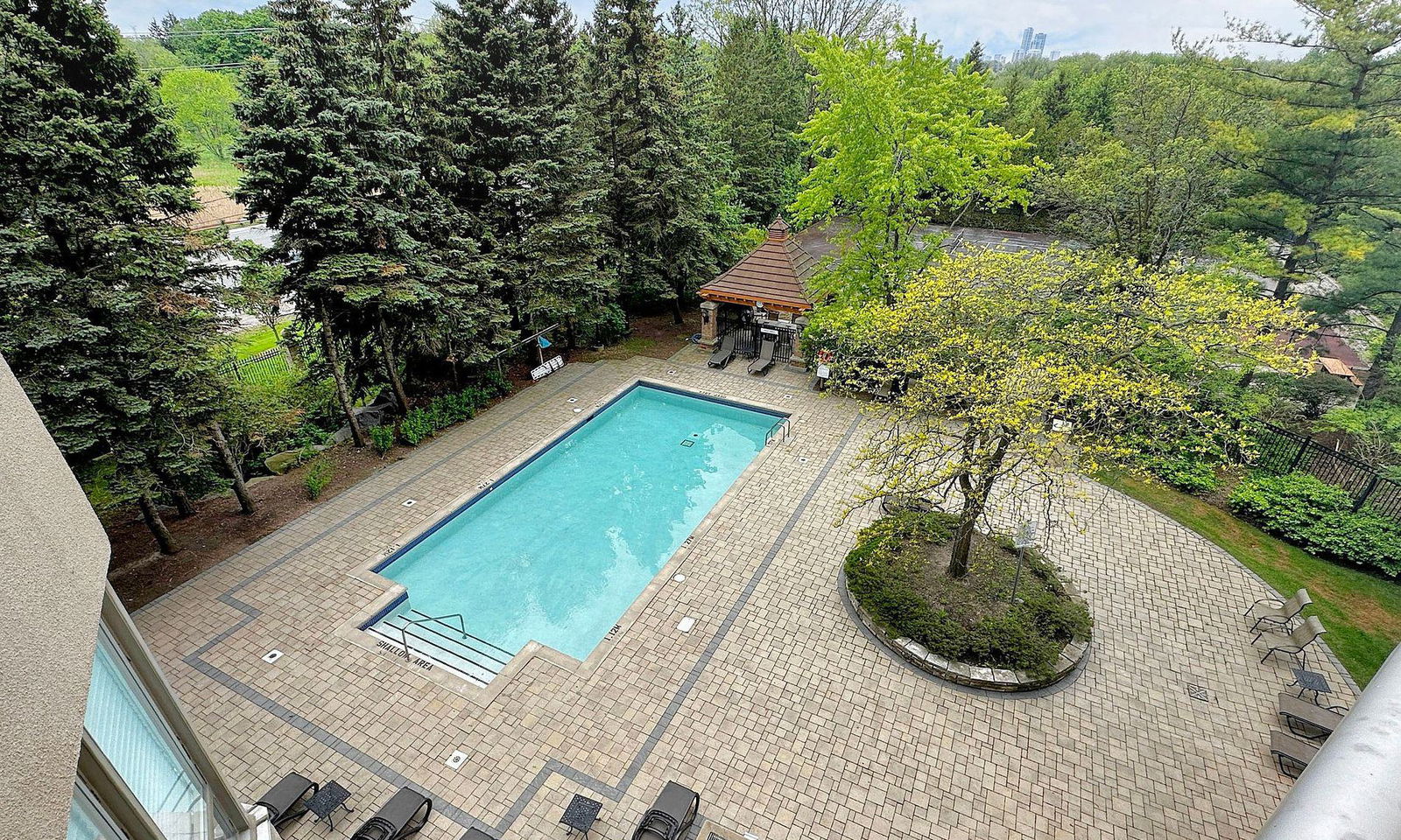 Pool — Hunt Club Condos, Markham, Toronto