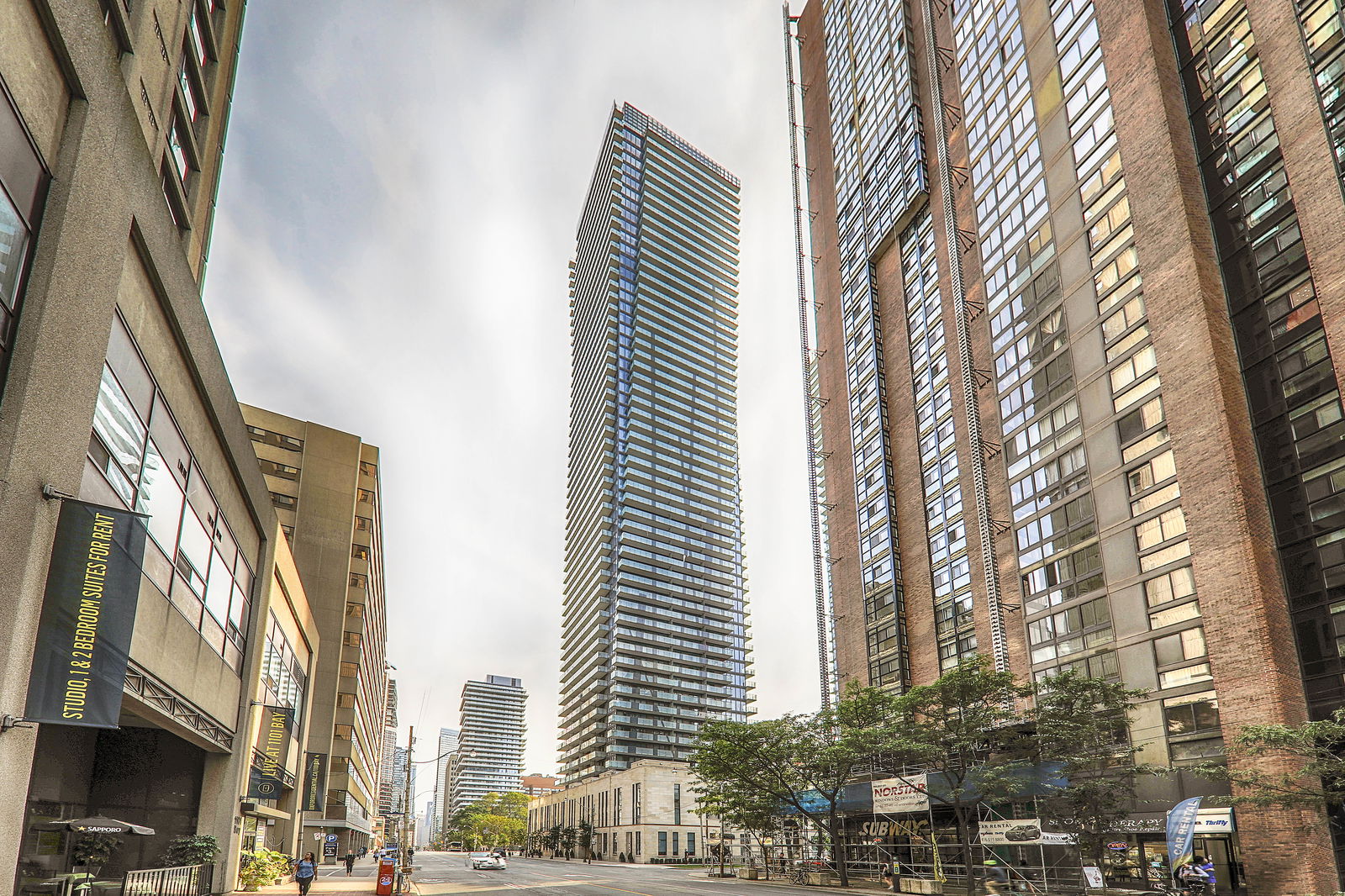 Exterior — U Condominium, Downtown, Toronto