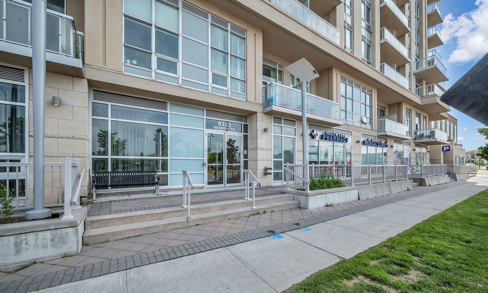 Entrance — South Unionville Square Condos, Markham, Toronto