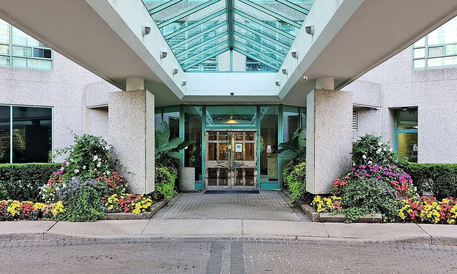 Entrance — The Landmark of Thornhill Condos, Markham, Toronto