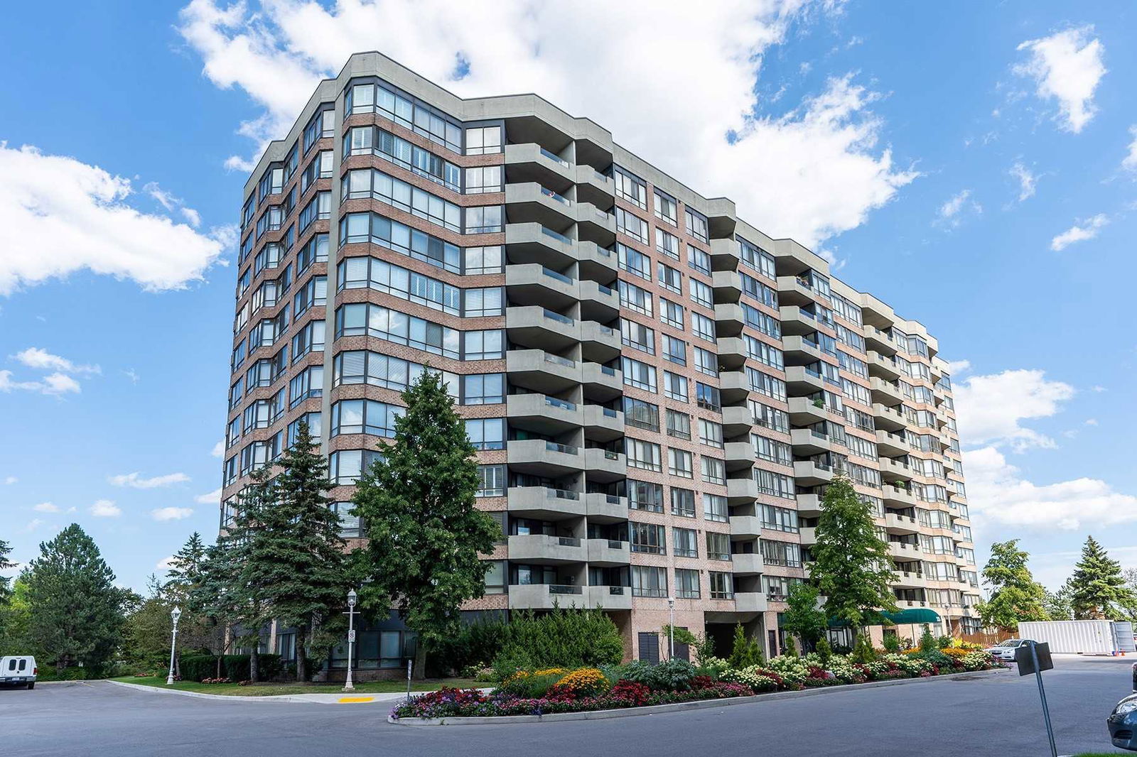 Waldon Pond II Condos, Markham, Toronto