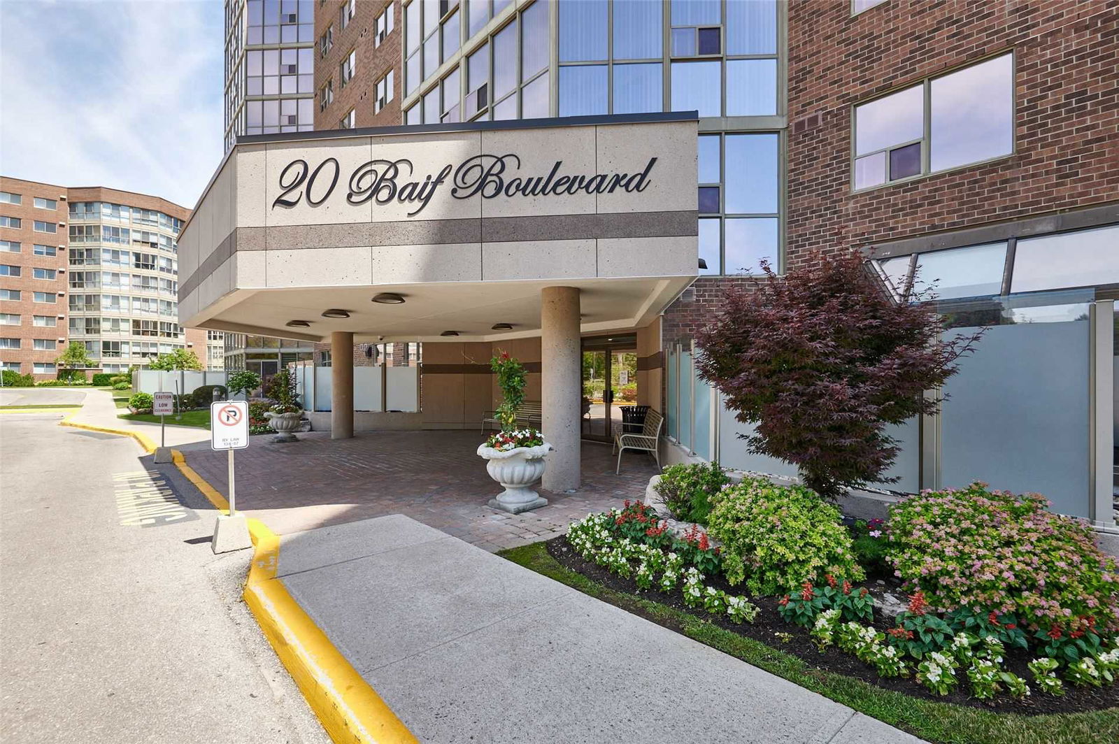 20 Baif Blvd Condos, Richmond Hill, Toronto