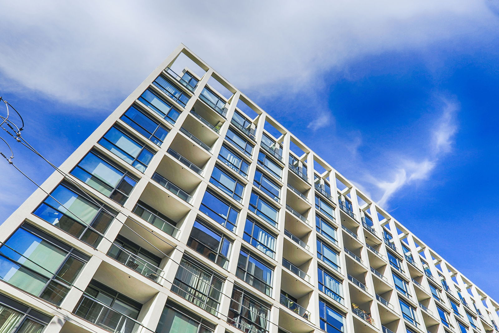 Exterior Sky — The Brant Park, Downtown, Toronto