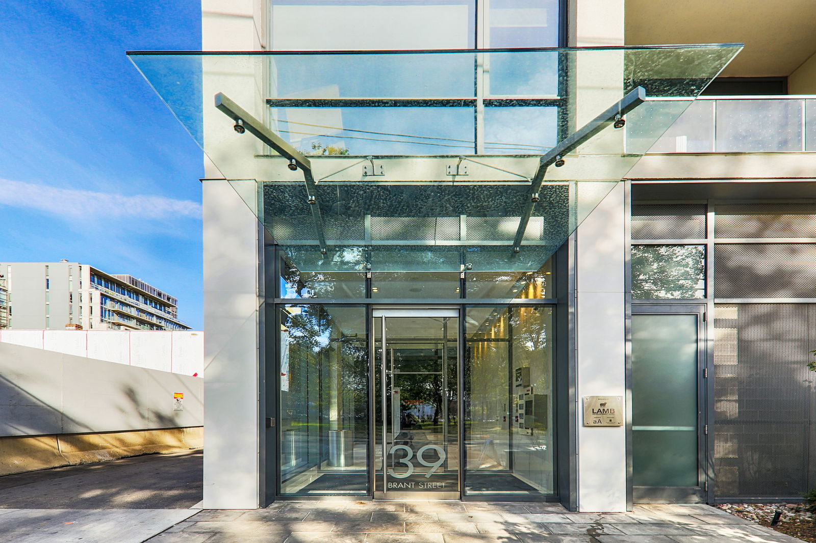 Entrance — The Brant Park, Downtown, Toronto