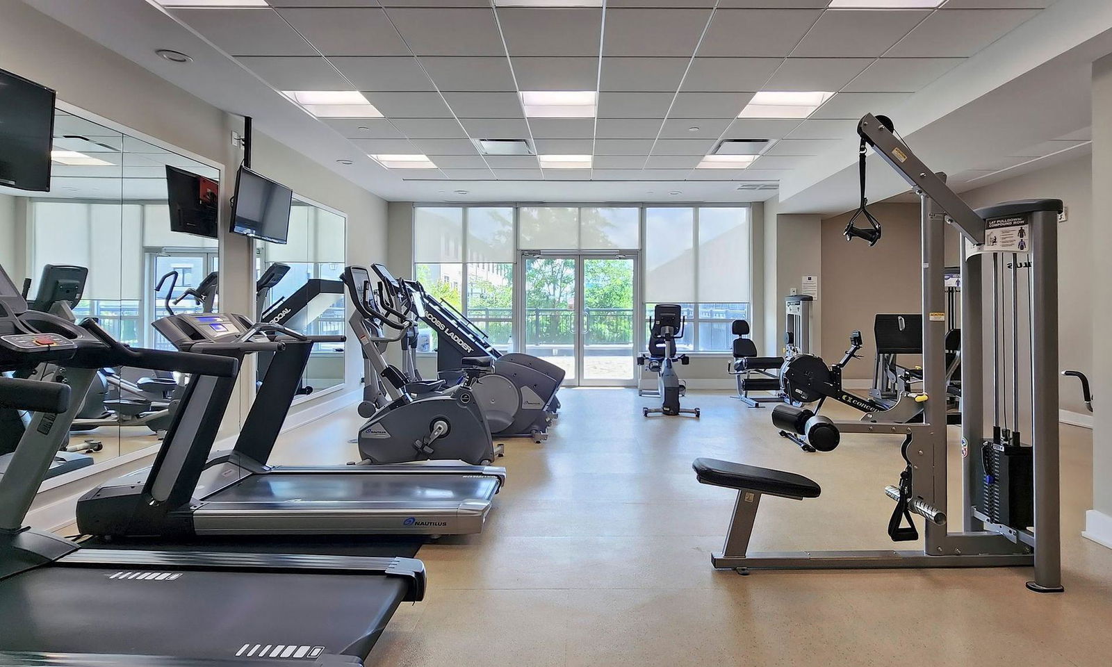 Gym — Royal Gardens II Condos, Richmond Hill, Toronto