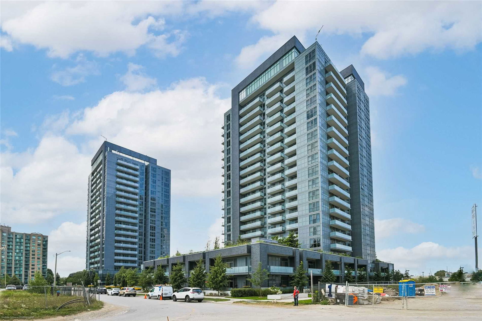 SkyCity Condos, Richmond Hill, Toronto