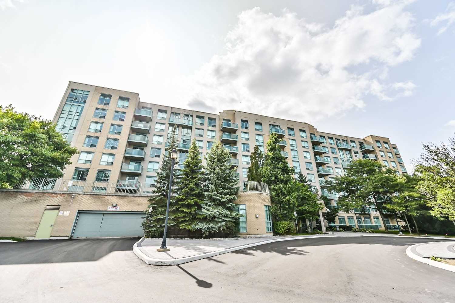 The Gates of Bayview Glen Condos, Richmond Hill, Toronto