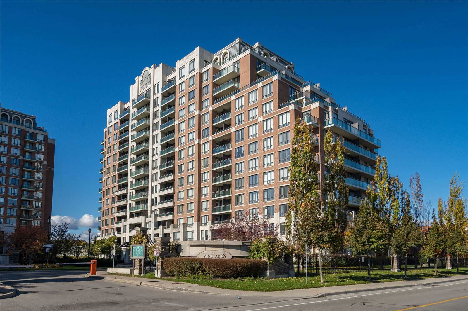 The Vineyards II Condos, Richmond Hill, Toronto