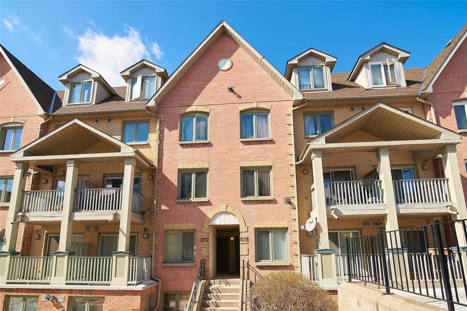 Wyldewyn Village Townhomes, Richmond Hill, Toronto