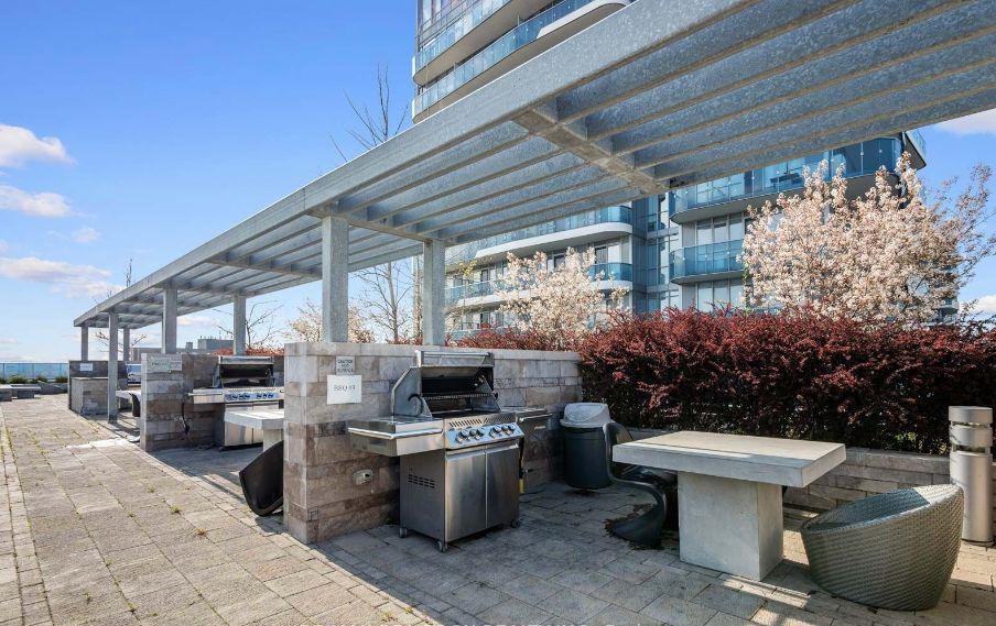 BBQ — Xpression Condos, Richmond Hill, Toronto