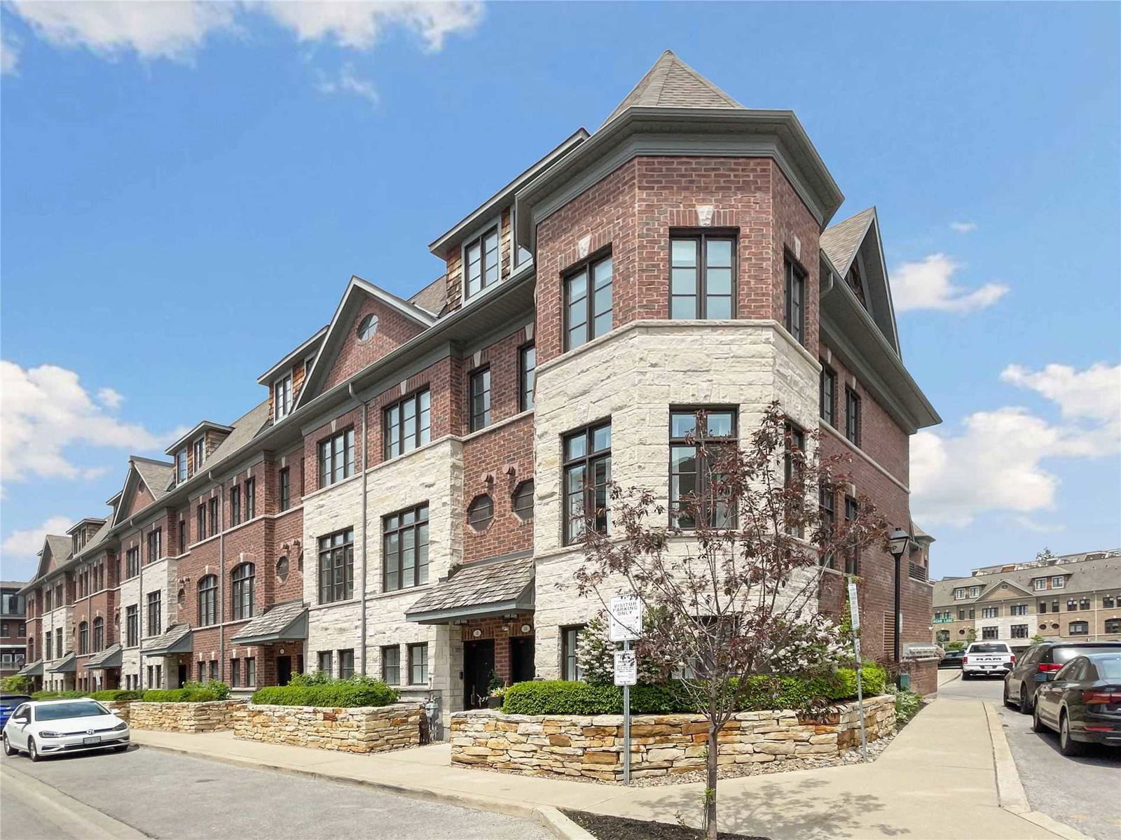 Riverside Village Townhomes, Vaughan, Toronto