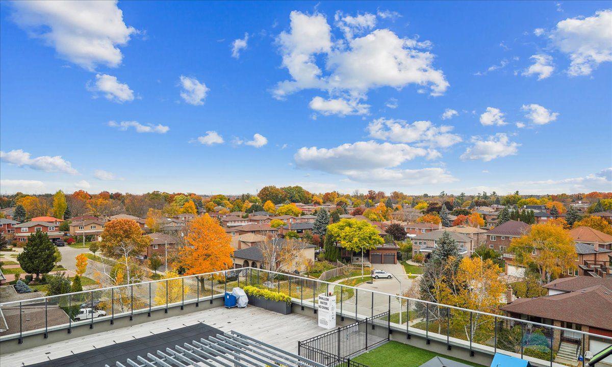 Skyline — Avenue on 7 Condos, Vaughan, Toronto