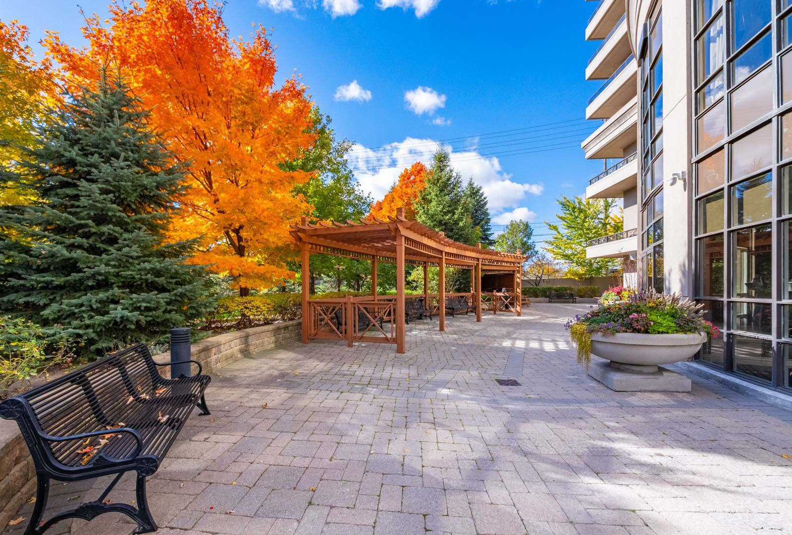 Patio — Bellaria Residences II Condos, Vaughan, Toronto