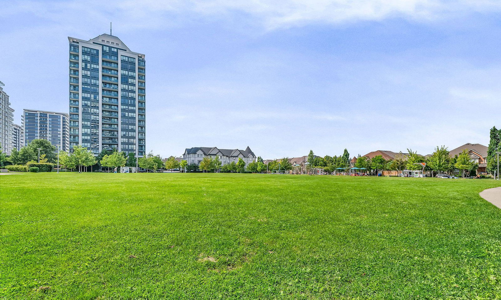 Central Park Condos & Towns, Vaughan, Toronto