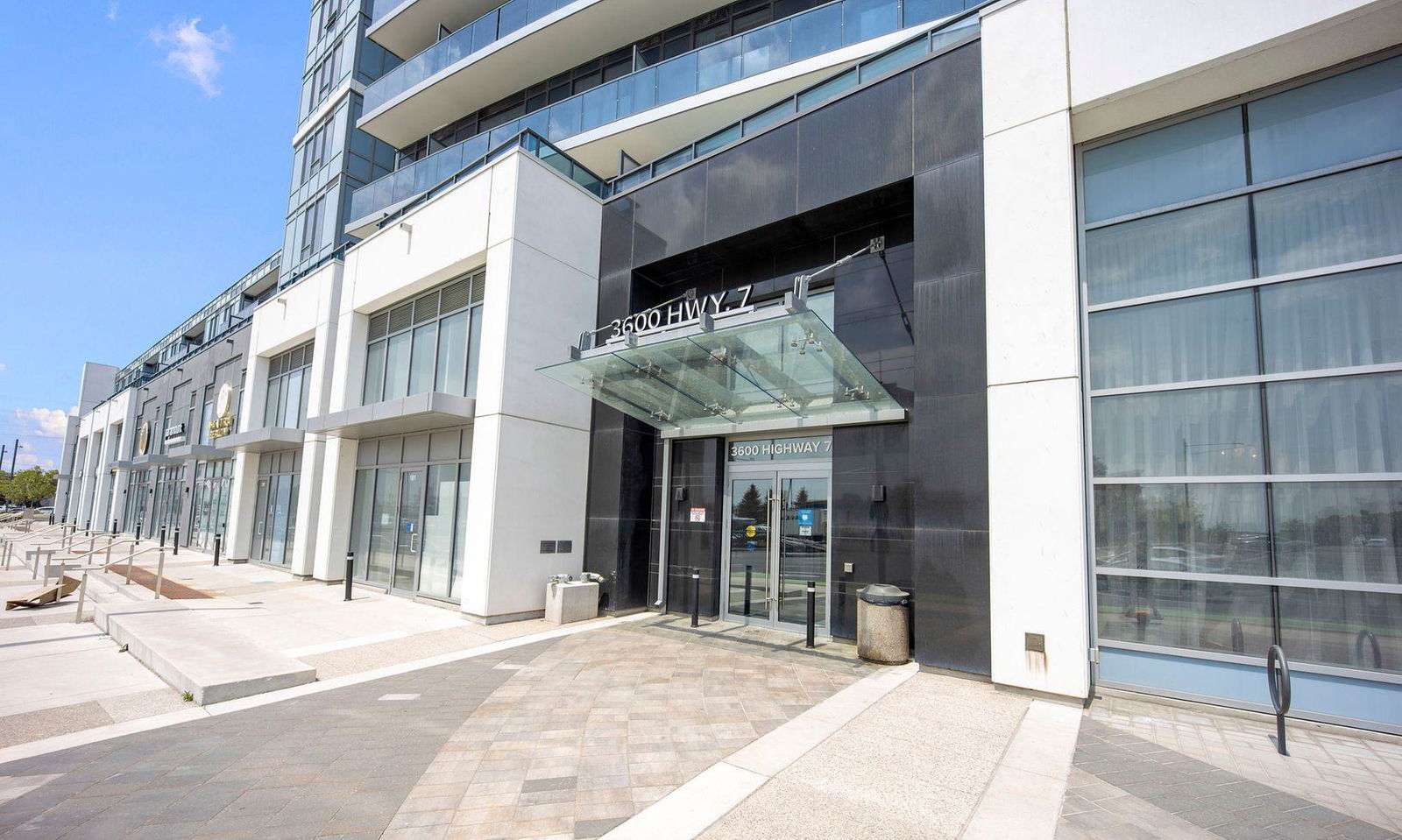 Entrance — Centro Square Condominiums, Vaughan, Toronto