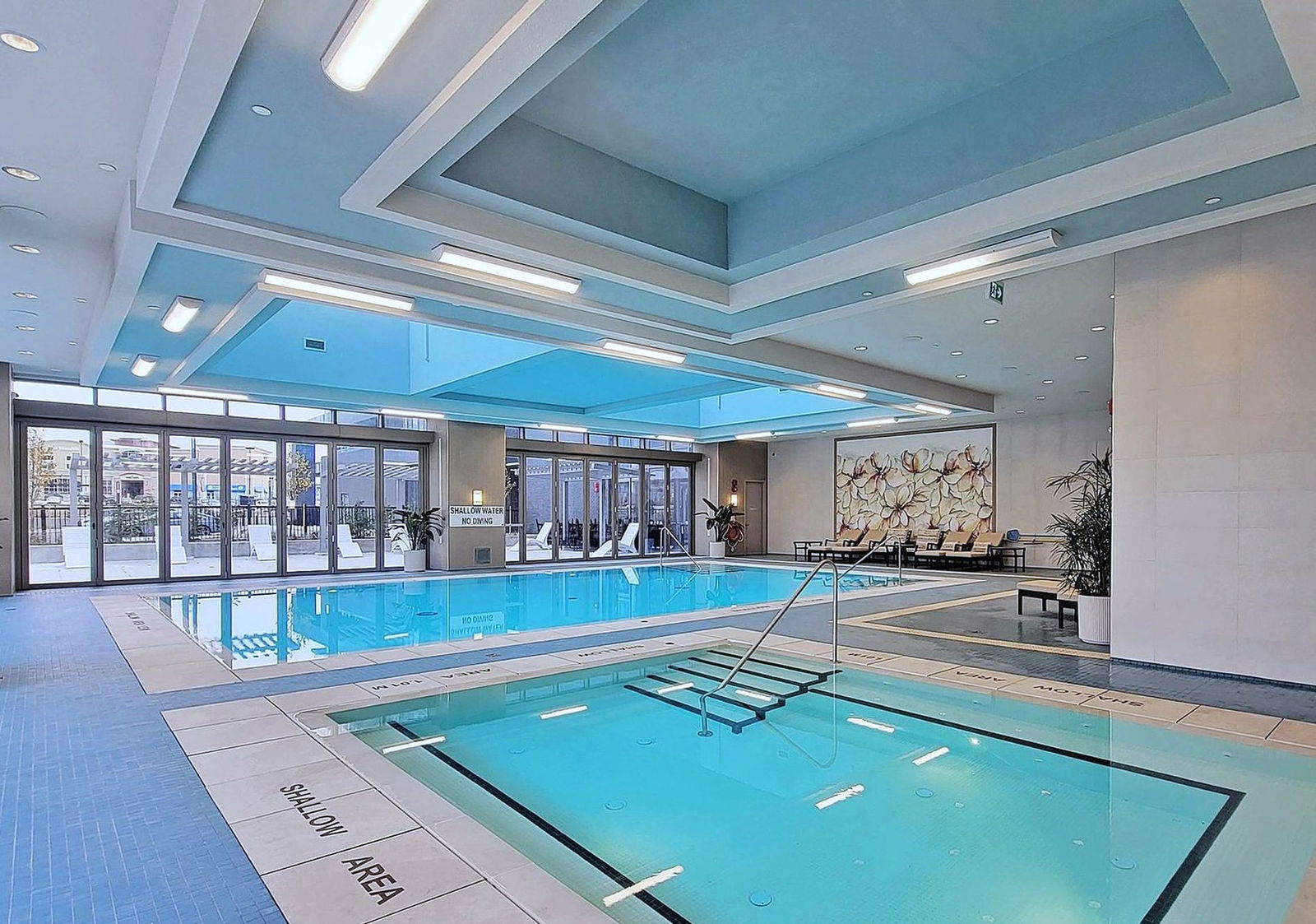 Pool — D'or Condos, Vaughan, Toronto