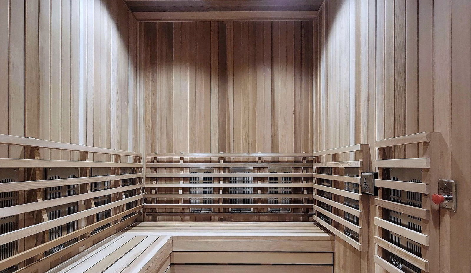 Sauna — D'or Condos, Vaughan, Toronto